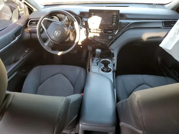 4T1C11AK1NU632100 2022 TOYOTA CAMRY - Image 8