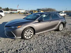 4T1C11AK1NU640147 2022 TOYOTA CAMRY