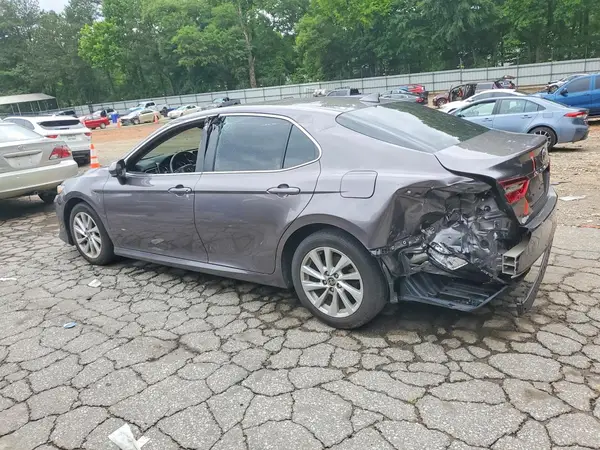 4T1C11AK1NU644358 2022 TOYOTA CAMRY - Image 2