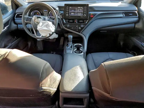 4T1C11AK1NU645090 2022 TOYOTA CAMRY - Image 8