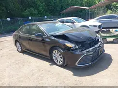 4T1C11AK1NU647776 2022 TOYOTA CAMRY