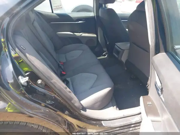 4T1C11AK1NU647776 2022 TOYOTA CAMRY - Image 8