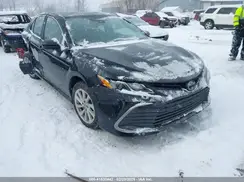 4T1C11AK1NU650824 2022 TOYOTA CAMRY