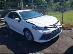 4T1C11AK1NU662696 2022 TOYOTA CAMRY