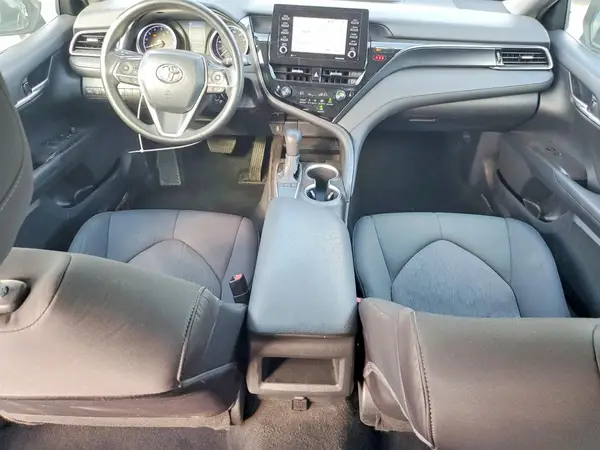 4T1C11AK1NU670121 2022 TOYOTA CAMRY - Image 8