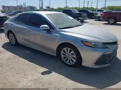 4T1C11AK1NU672077 2022 TOYOTA CAMRY