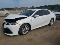 4T1C11AK1NU681524 2022 TOYOTA CAMRY