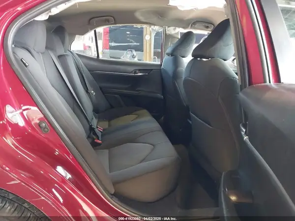 4T1C11AK1NU683161 2022 TOYOTA CAMRY - Image 8
