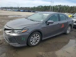 4T1C11AK1NU692300 2022 TOYOTA CAMRY