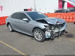 4T1C11AK1NU694175 2022 TOYOTA CAMRY