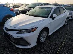 4T1C11AK1NU696282 2022 TOYOTA CAMRY