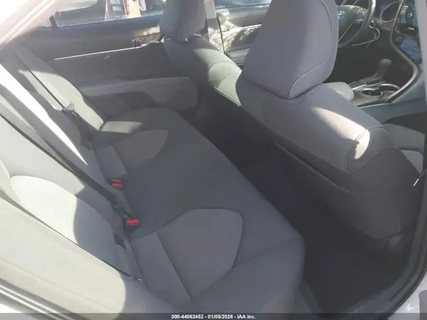 4T1C11AK1NU698551 2022 TOYOTA CAMRY - Image 8