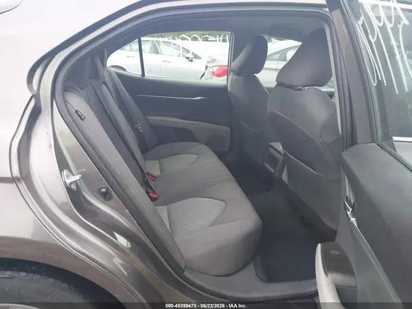 4T1C11AK1NU703747 2022 TOYOTA CAMRY - Image 8