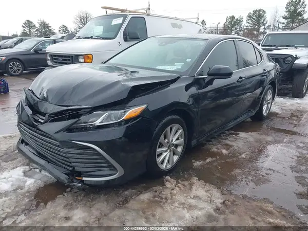 4T1C11AK1PU107363 2023 TOYOTA CAMRY - Image 2