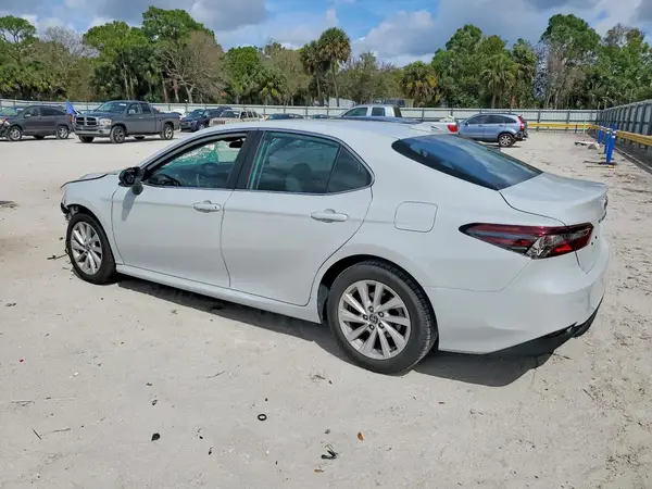 4T1C11AK1PU110859 2023 TOYOTA CAMRY - Image 2