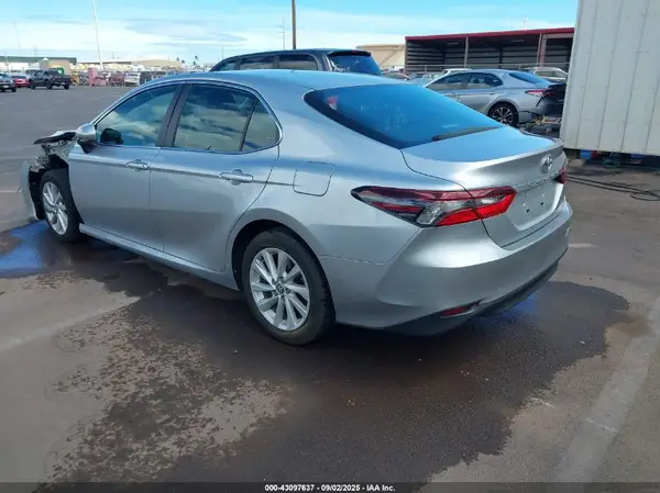 2023 TOYOTA CAMRY IAAI lot 43097637 auction photo 3