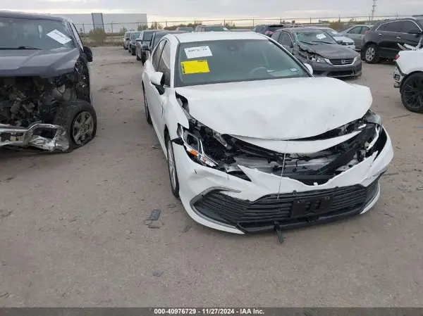 4T1C11AK1PU117018 2023 TOYOTA CAMRY - Image 1