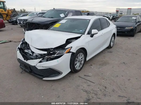 4T1C11AK1PU117018 2023 TOYOTA CAMRY - Image 2