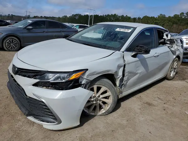4T1C11AK1PU117813 2023 TOYOTA CAMRY - Image 1