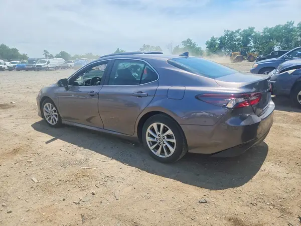 4T1C11AK1PU134725 2023 TOYOTA CAMRY - Image 2