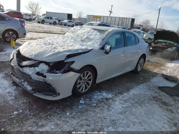 4T1C11AK1PU140265 2023 TOYOTA CAMRY - Image 2