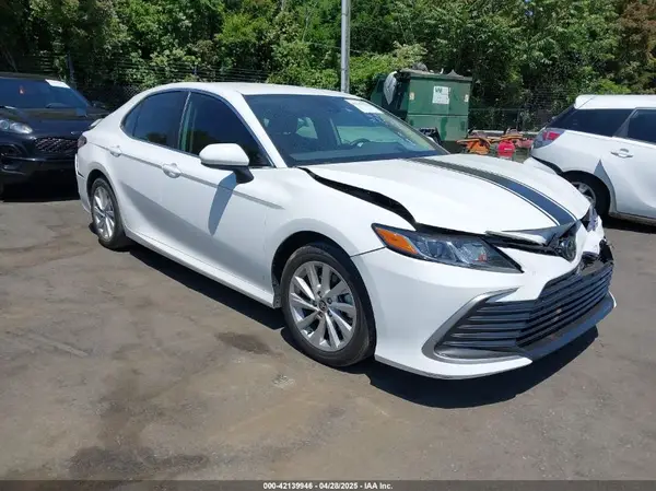 4T1C11AK1PU160614 2023 TOYOTA CAMRY - Image 1