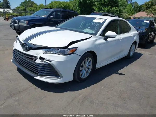 4T1C11AK1PU160614 2023 TOYOTA CAMRY - Image 2