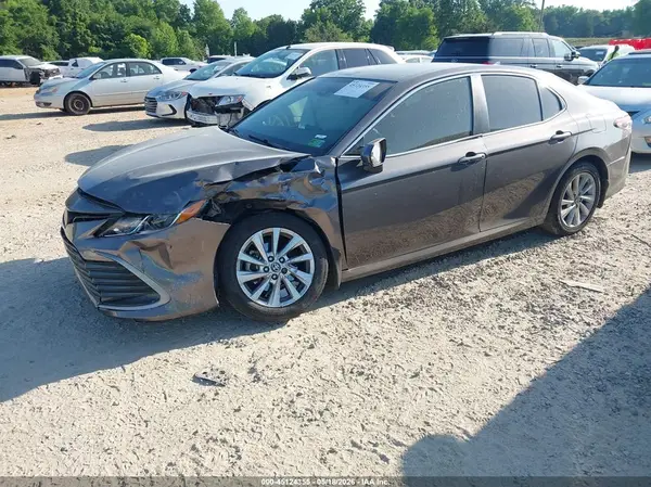 4T1C11AK1PU743815 2023 TOYOTA CAMRY - Image 2