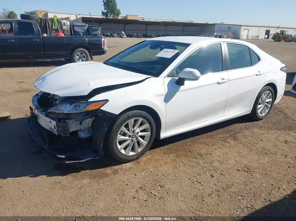 4T1C11AK1PU764597 2023 TOYOTA CAMRY - Image 2