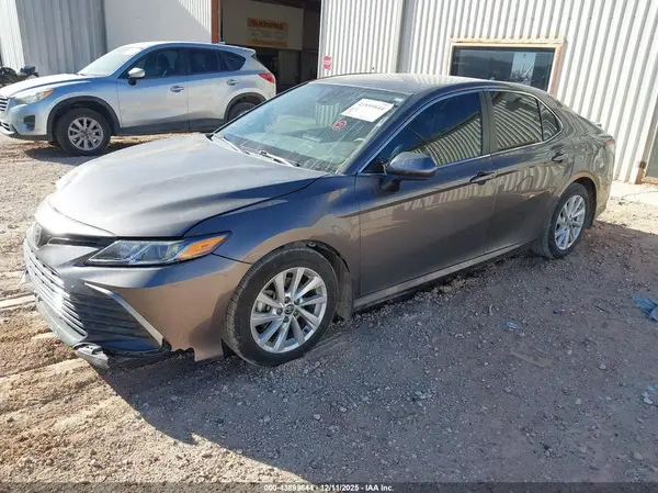 4T1C11AK1PU799737 2023 TOYOTA CAMRY - Image 2