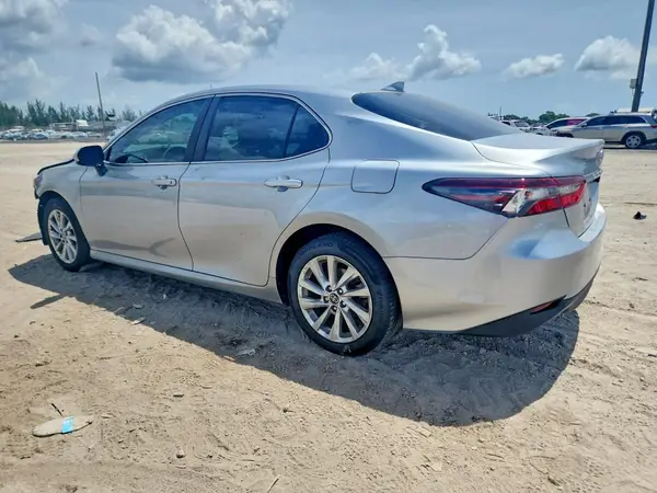 4T1C11AK1PU810669 2023 TOYOTA CAMRY - Image 2