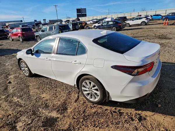 4T1C11AK1PU821221 2023 TOYOTA CAMRY - Image 2