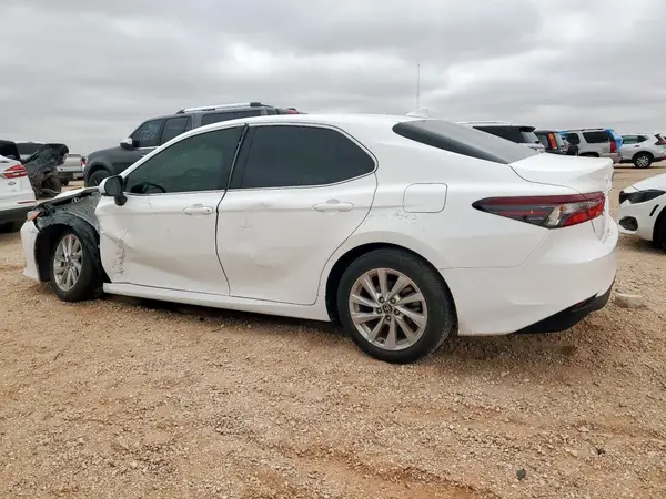 4T1C11AK1RU191090 2024 TOYOTA CAMRY - Image 2