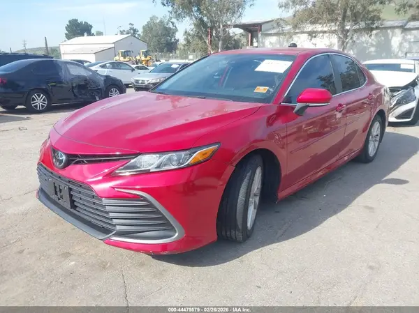 4T1C11AK1RU235265 2024 TOYOTA CAMRY - Image 2