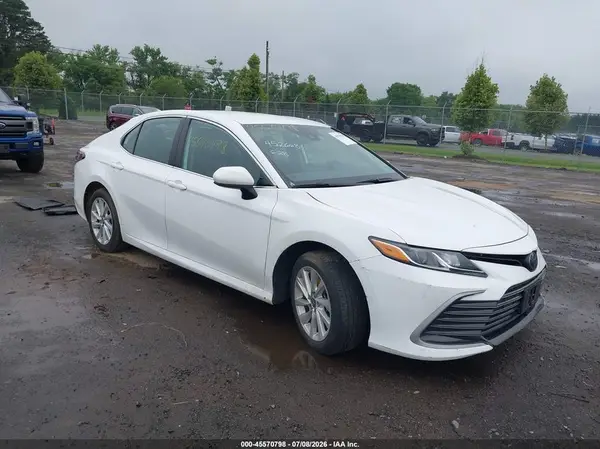 4T1C11AK1RU847756 2024 TOYOTA CAMRY - Image 1