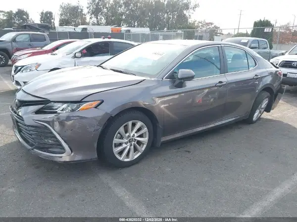 4T1C11AK1RU854657 2024 TOYOTA CAMRY - Image 2