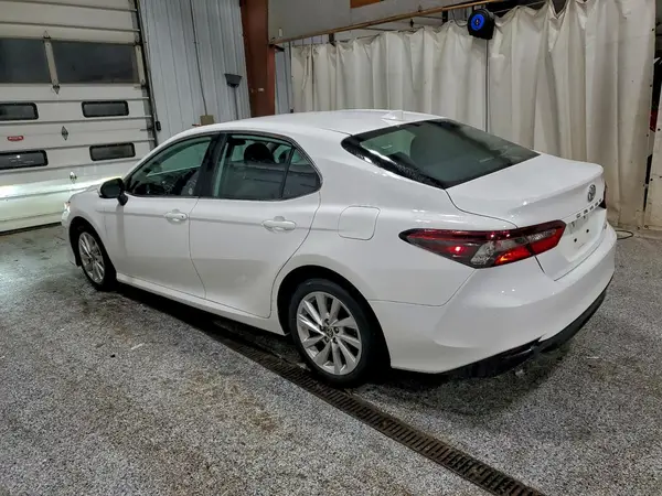 4T1C11AK1RU890588 2024 TOYOTA CAMRY - Image 2
