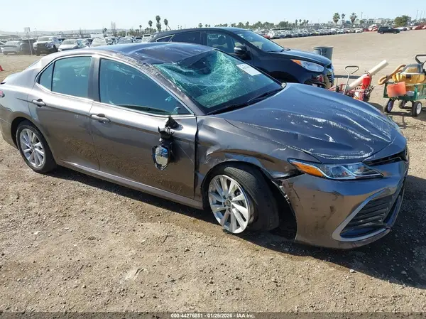 4T1C11AK1RU895516 2024 TOYOTA CAMRY - Image 1