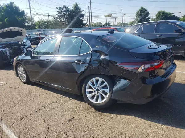 4T1C11AK1RU907759 2024 TOYOTA CAMRY - Image 2