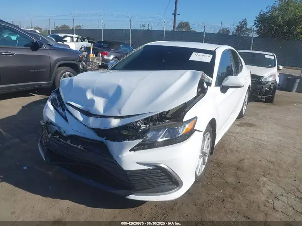 4T1C11AK1RU908023 2024 TOYOTA CAMRY - Image 2
