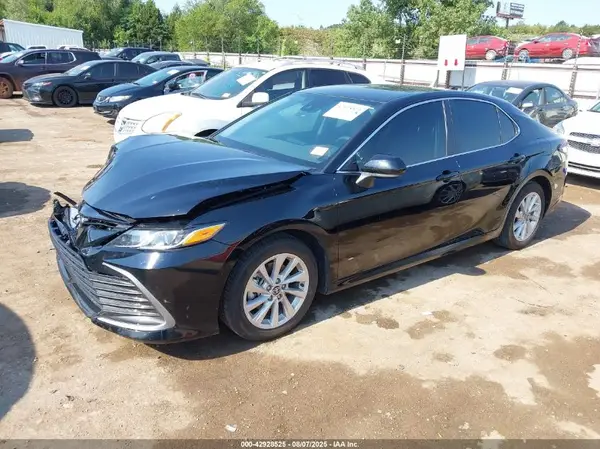 4T1C11AK1RU910578 2024 TOYOTA CAMRY - Image 2