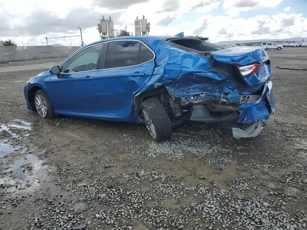 4T1C11AK2LU306688 2020 TOYOTA CAMRY - Image 2