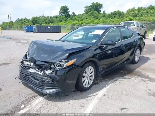 4T1C11AK2LU317612 2020 TOYOTA CAMRY - Image 2