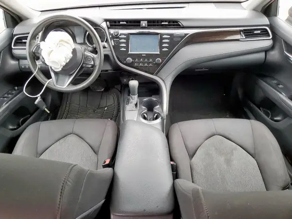 4T1C11AK2LU330795 2020 TOYOTA CAMRY - Image 8