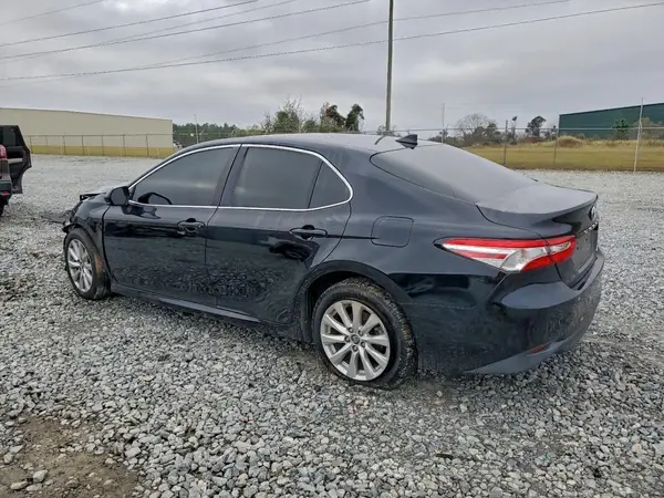 4T1C11AK2LU338461 2020 TOYOTA CAMRY - Image 2