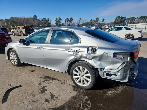4T1C11AK2LU344244 2020 TOYOTA CAMRY - Image 2