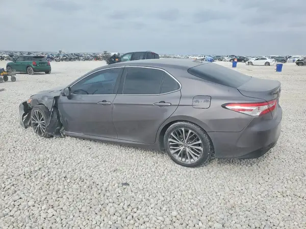4T1C11AK2LU346995 2020 TOYOTA CAMRY - Image 2