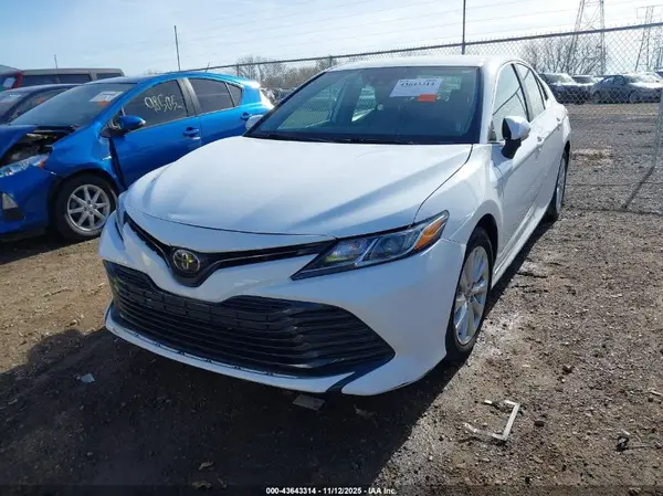 4T1C11AK2LU347824 2020 TOYOTA CAMRY - Image 2