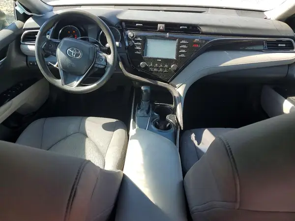 4T1C11AK2LU357513 2020 TOYOTA CAMRY - Image 8