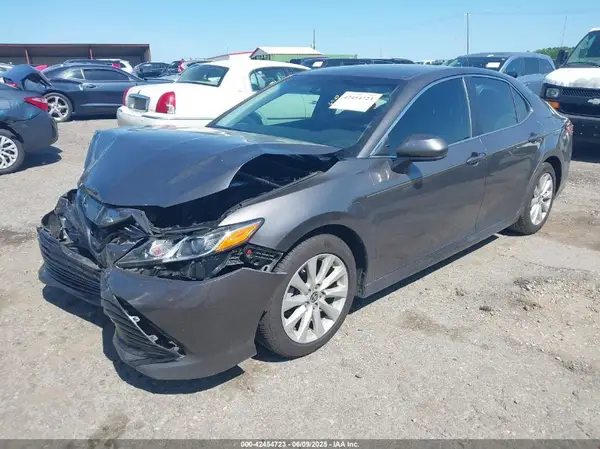 4T1C11AK2LU367054 2020 TOYOTA CAMRY - Image 2
